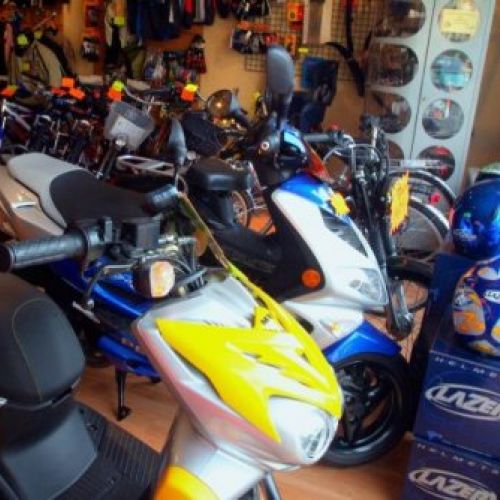 Terrassa botiga de motocicletes